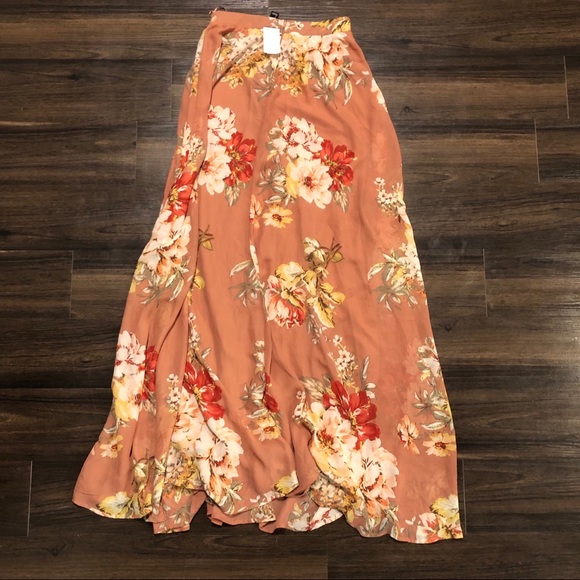 Windsor Floral Chiffon Skirt - Picture 3 of 3